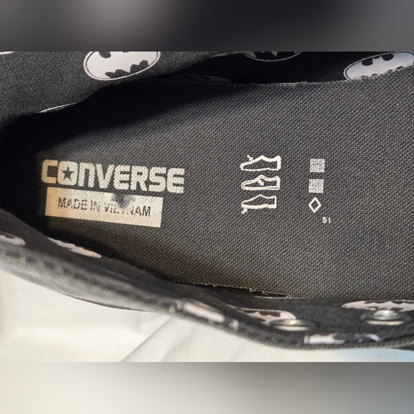 DC Comics BATMAN Converse HI Top Sneakers Sz 10 Mens Sz 12 Womens - Picture 14 of 14